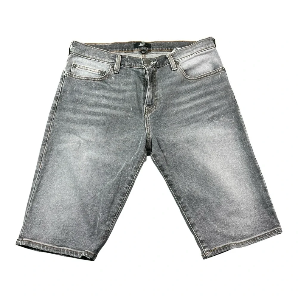 True Religion Black Rocco Relaxed Skinny Mens Jean Short SIze 32